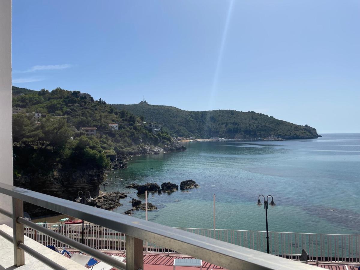 Hotel Lido Ficocella ปาลีนูโร ภายนอก รูปภาพ