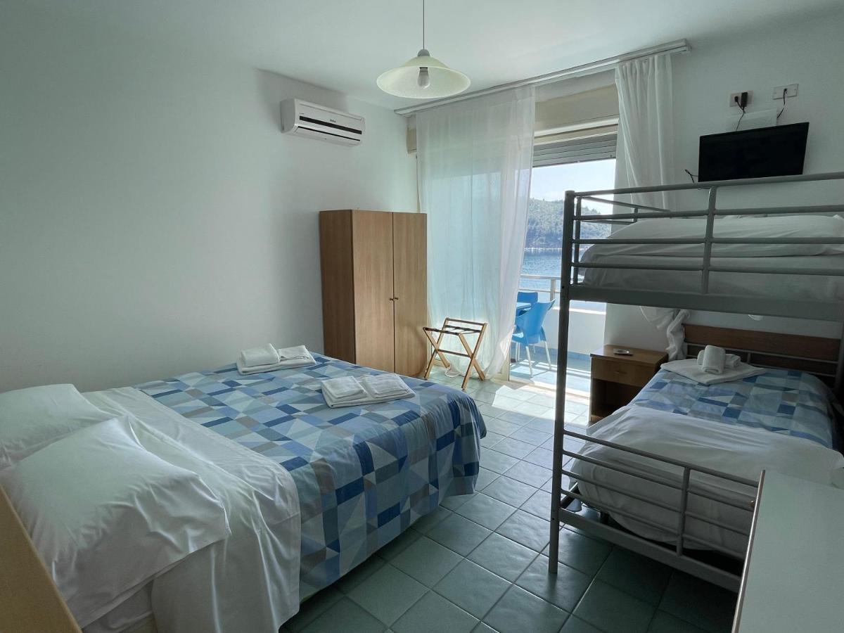 Hotel Lido Ficocella ปาลีนูโร ภายนอก รูปภาพ