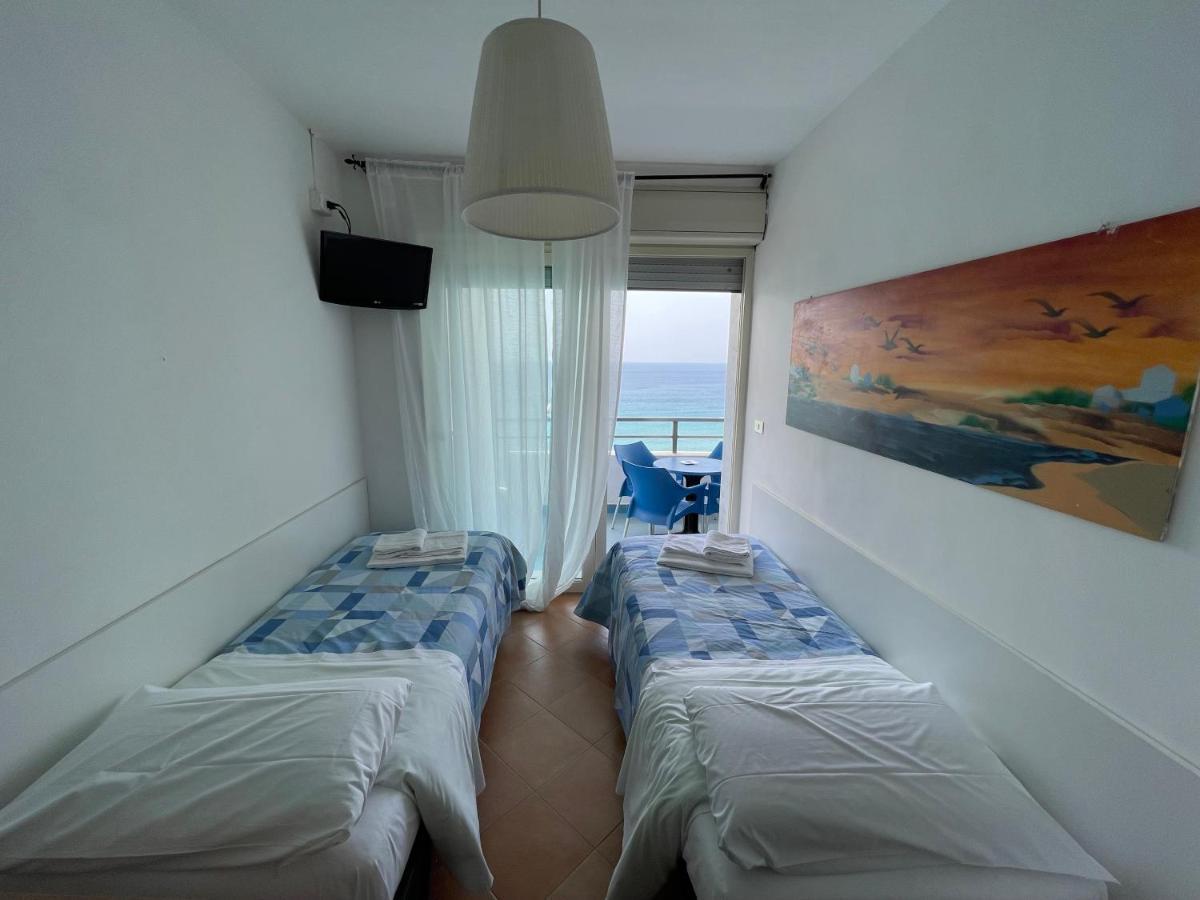 Hotel Lido Ficocella ปาลีนูโร ภายนอก รูปภาพ