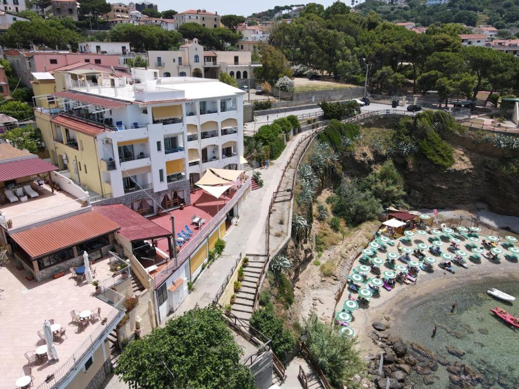 Hotel Lido Ficocella ปาลีนูโร ภายนอก รูปภาพ
